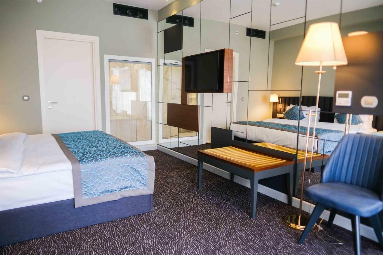 Capella Otel เอสเกซีเฮียร์ ภายนอก รูปภาพ
