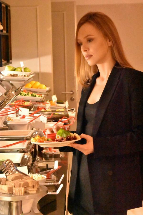 Capella Otel เอสเกซีเฮียร์ ภายนอก รูปภาพ